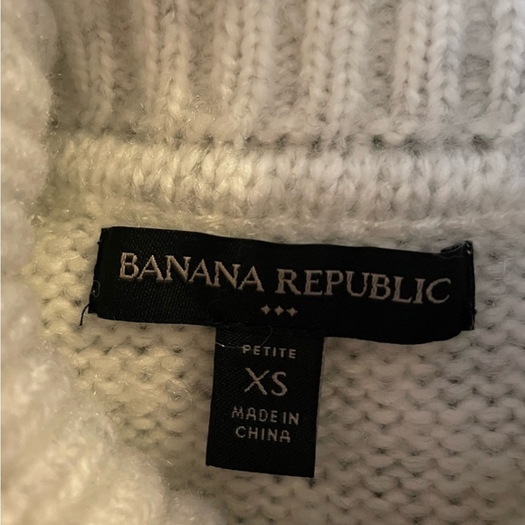 Banana Republic white turtleneck sweater XS Pet - Picture 2 of 5